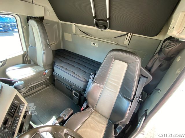 Tractor estándar VOLVO FH 500 XL | I-Park Cool*ALU*Schubbodenhydraulik