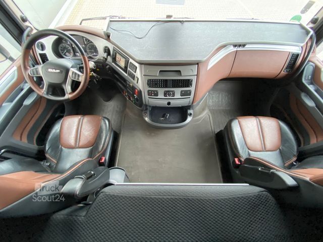 Standard nyergesvontató DAF XF 530 | Retarder*SSC*Standklima*Navi*Skylights