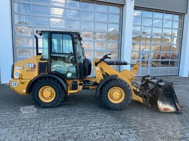 Radlader CAT 906M / 2020 / nur 480h / Gabel / Schaufel