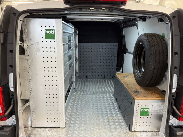 Панельний фургон MERCEDES-BENZ Vito Kasten 114 2.1 CDI RWD BOTT WERKSTATT