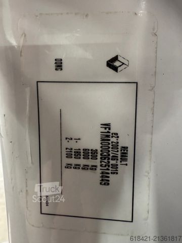 Dobozos furgon RENAULT MASTER L2H2 DOKA 6seats +neto export