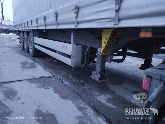 Nyitott ponyvás félpótkocsi Schmitz Cargobull Curtainsider Standard