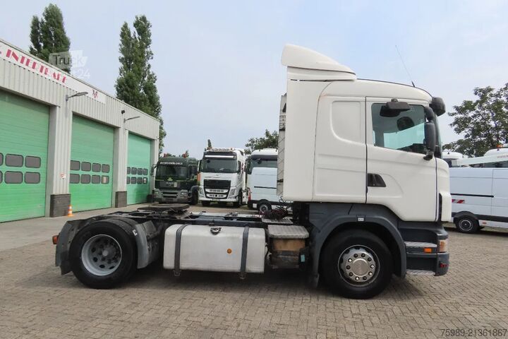 Standard-SZM Scania R420 2 tanks,   2 beds,  manual gearbox
