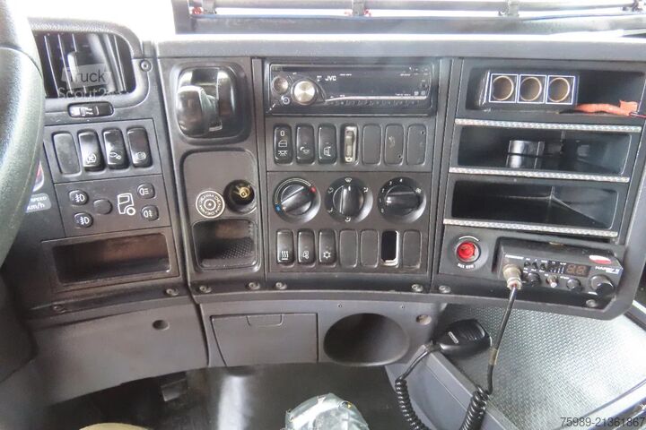 Standard-SZM Scania R420 2 tanks,   2 beds,  manual gearbox