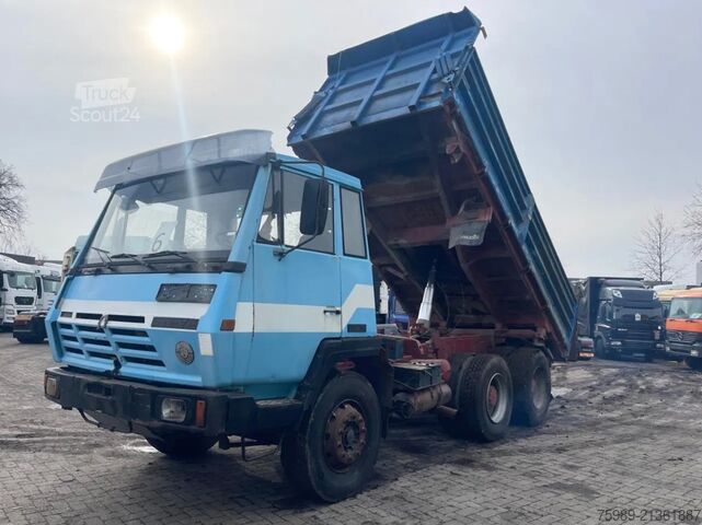Benne à 3 côtés Steyr 6x4.  Great condition. Good working