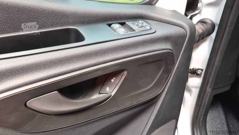 Minibus MERCEDES-BENZ 311 Sprinter 9 Sitzer auf Wunsch VIP Sitze