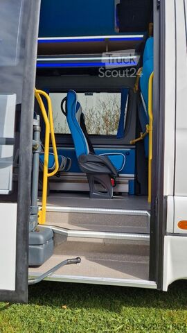 Minibus MERCEDES-BENZ 517 Sprinter Mitteltüre Lord Comfort 22 S Travel
