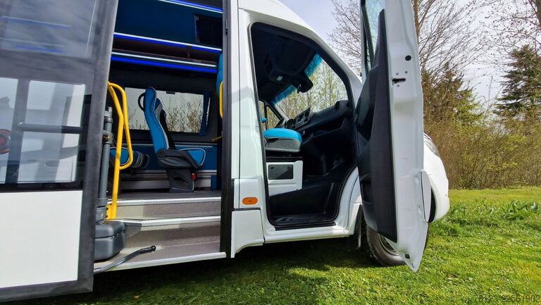 Minibus MERCEDES-BENZ 517 Sprinter Mitteltüre Lord Comfort 22 S Travel