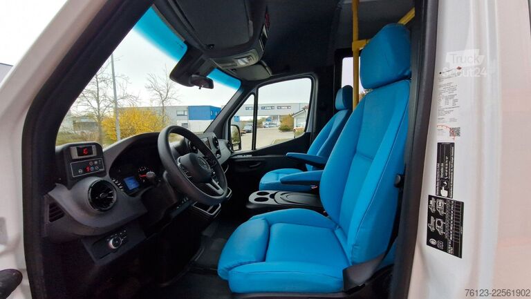 Minibus MERCEDES-BENZ 517 Sprinter Mitteltüre Lord Comfort 22 S Travel