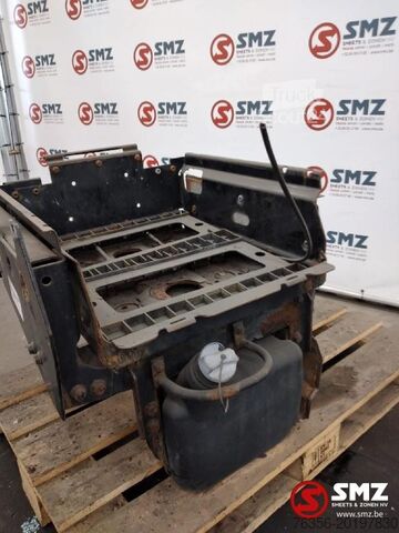 Kraftstoffsystem Daf Occ AdBlue tank 50L met Daf CF85