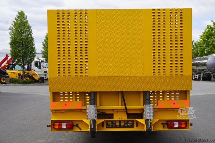 Karavan Mercedes-Benz Actros 2542 / NEW tow truck / steered 3r