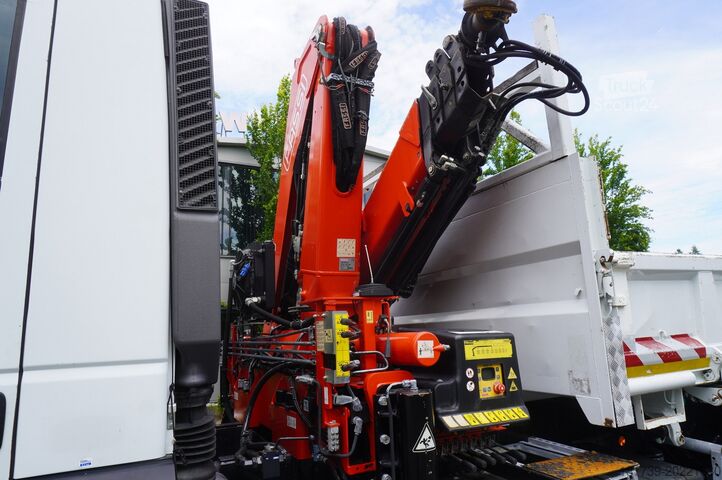 тристранен самосвал Iveco STRALIS 330 E6 / FASSI 195A 8.5 T