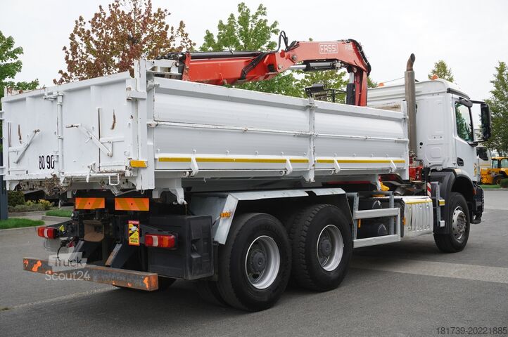 Trojstranný sklápěč Mercedes-Benz Arocs 2636 / 6x4 / HDS Fassi / 3-Way Tip