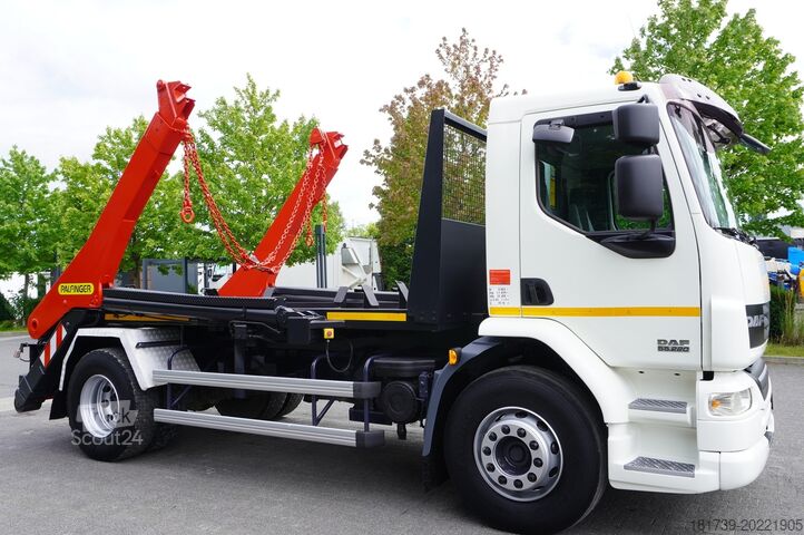 Containerschiff DAF LF 55.220 GUIMA DAF LF 55.220 Skip loader GUIMA PALFINGER