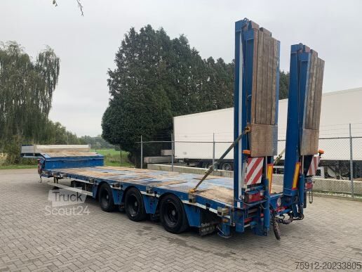 Turbo's Hoet REMORCĂ LOWBED - 53 TONE, 3 AXE DIRECTOARE BPW Turbo's Hoet LOWBED TRAILER - 53 TONS 3 STEERING AXLES BPW