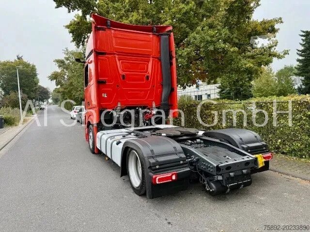 Volume SCM Mercedes-Benz Actros 1848 GigaSpace/Retarder/Voll Luft/Eu6d