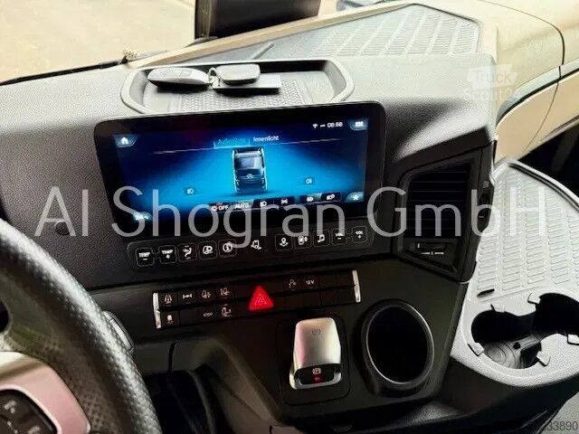 Volume SCM Mercedes-Benz Actros 1848 GigaSpace/Retarder/Voll Luft/Eu6d