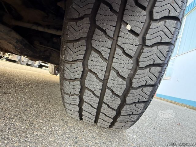 Furgon cu prelată laterală MERCEDES-BENZ 314 CDI Sprinter Klima 3 Sitzer