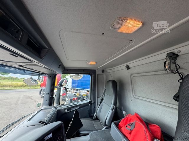 Drankentruck SCANIA P 320 / LBW / 2x AHK / LENKACHSE / 18 PAL