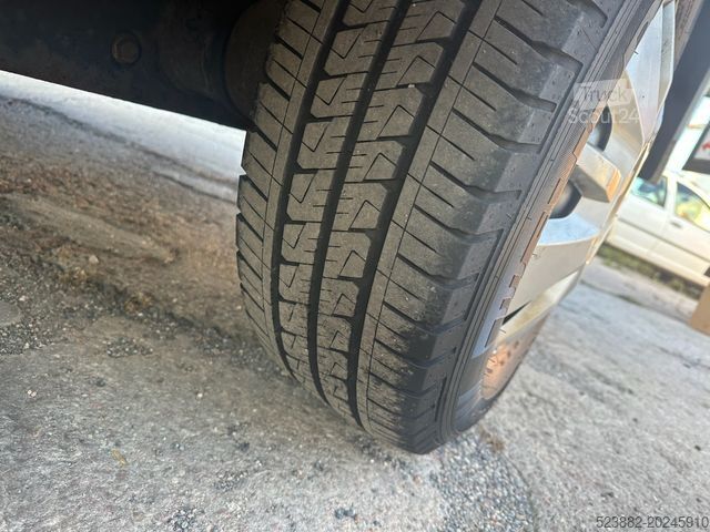 Jääkaappikorinen pakettiauto FIAT Ducato Schaden*Thermoking V300Max*Tiefkühl*Rampe