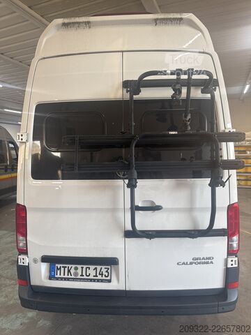 Matkailuauto 2023 Volkswagen Grand California | Automatico | Completamente Accessoriato