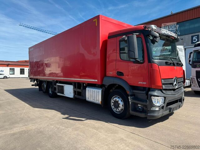 Kylbil MERCEDES-BENZ ANTOS 2536 KÜHLKOFFER / LBW / CARRIER / 9,00M /
