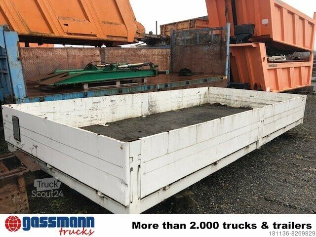 شاحنة مسطحة  Pritschenaufbau