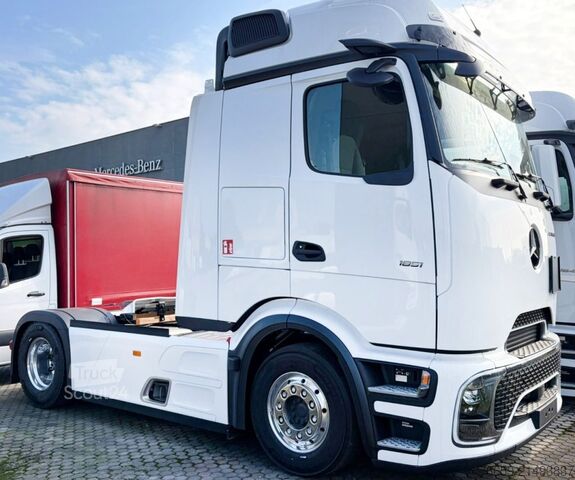 Standard nyergesvontató MERCEDES-BENZ Actros L ProCabin 1851 LS