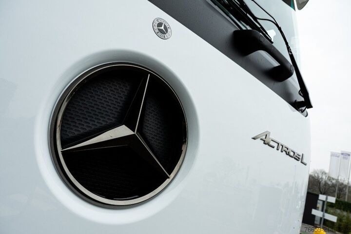 Standard nyergesvontató MERCEDES-BENZ Actros L ProCabin 1851 LS