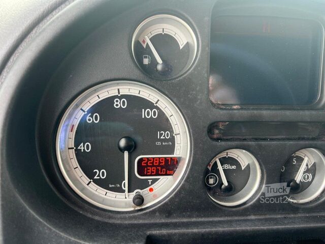 Vozidlo s hákom na kontajnery DAF DAF LF CENTINATO USATO