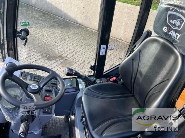 Bahçe yükleyici Giant G 2700 TELE HD