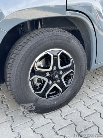 Daļēji integrēta kemperis BÜRSTNER B66 TD 690 VORLAUF Q2 2026