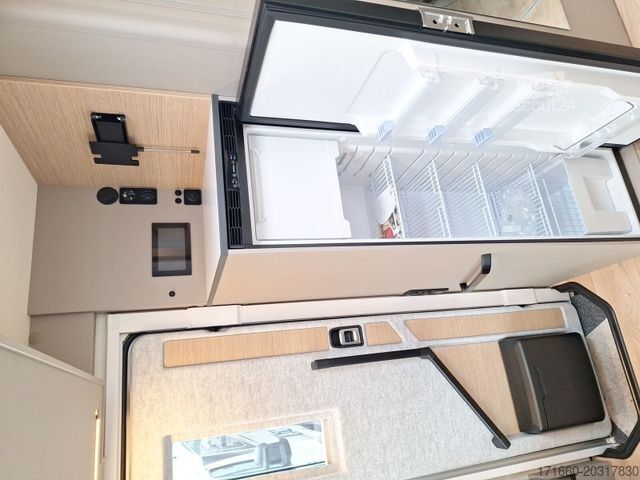Teilintegriertes Wohnmobil BĂśRSTNER Campeo TD 736