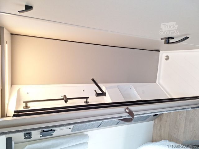 Polintegriran avtodom BÜRSTNER Campeo TD 736