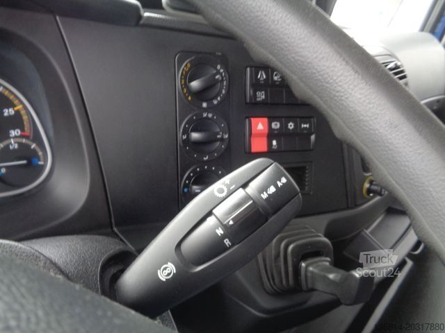Camion refrigerato MERCEDES-BENZ Atego 1530 L 7,4 M Thermo-King LBW AHK