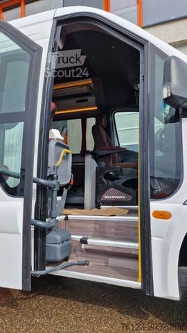 Mikroautobuss MERCEDES-BENZ 517 Lord Comfort XXL Lagerfahrzeug 23 SS