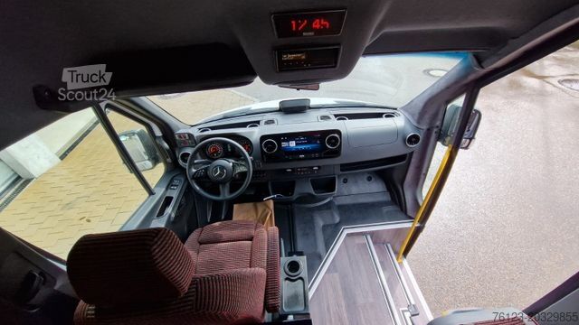 Mikroautobuss MERCEDES-BENZ 517 Lord Comfort XXL Lagerfahrzeug 23 SS