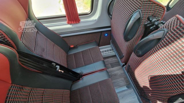 Mikroautobuss MERCEDES-BENZ 517 Lord Comfort XXL Lagerfahrzeug 23 SS