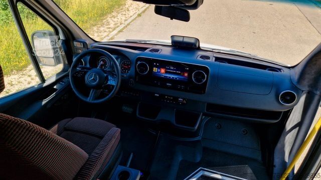 Mikroautobuss MERCEDES-BENZ 517 Lord Comfort XXL Lagerfahrzeug 23 SS
