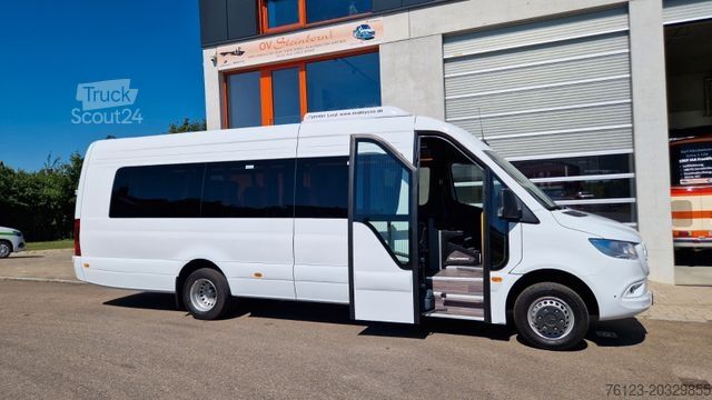 Mikroautobuss MERCEDES-BENZ 517 Lord Comfort XXL Lagerfahrzeug 23 SS
