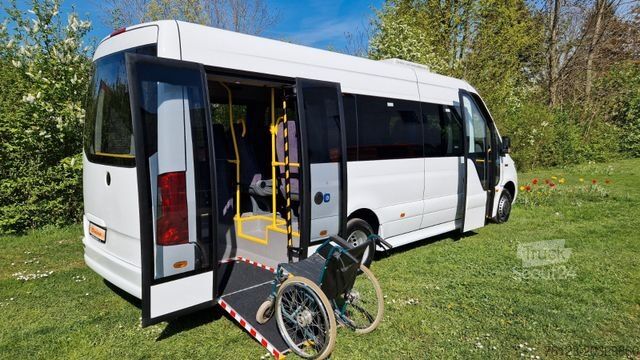Minibus MERCEDES-BENZ Elektro  Heckniederflur Bestellfahrzeug