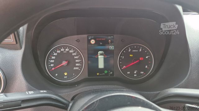 Minibus MERCEDES-BENZ 2 x 517 Lord Comfort XXL Lagerfahrzeug 23 SS