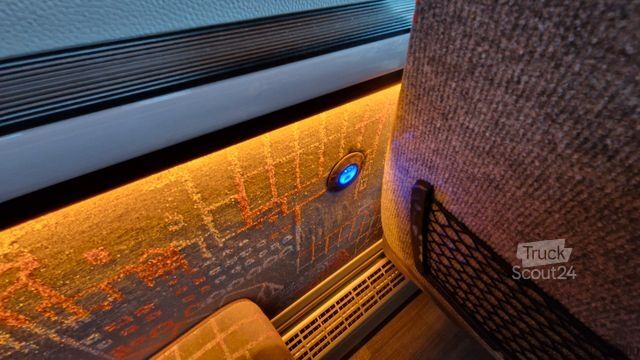 Mikroautobuss VOLKSWAGEN 3 x MAN TGE Lagerfahrzeug baugleich Crafter