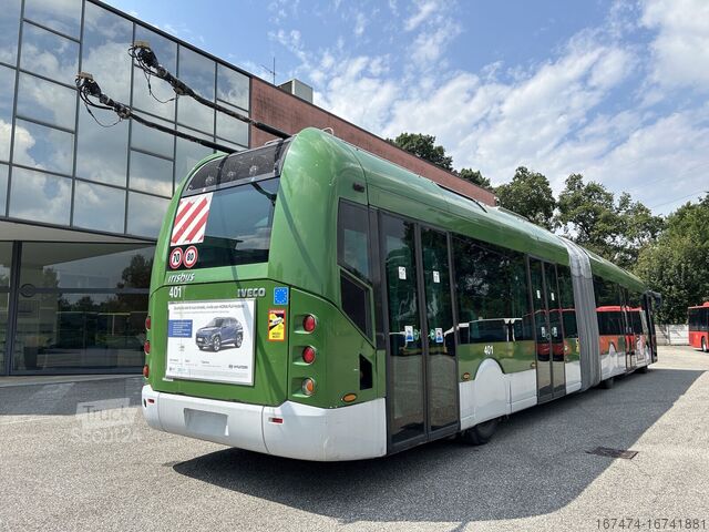 Articulated bus IVECO CRISTALIS ET18