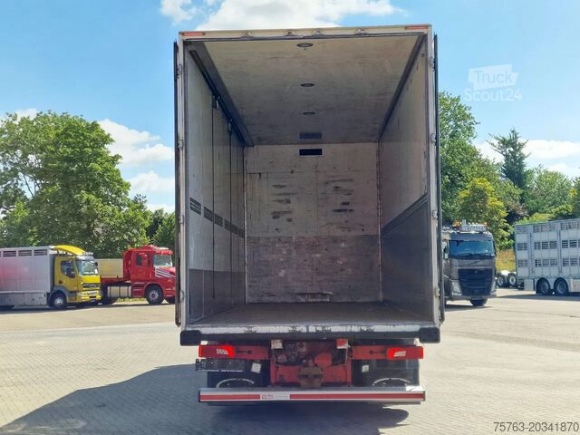 Чемодан Scania R580 V8 Topline 6x2 - Box with sidedoors - Reta...