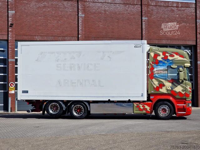 Чемодан Scania R580 V8 Topline 6x2 - Box with sidedoors - Reta...