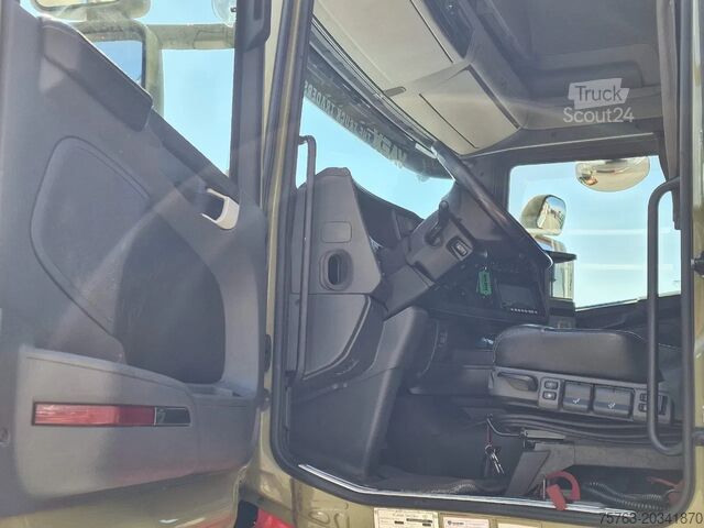 Чемодан Scania R580 V8 Topline 6x2 - Box with sidedoors - Reta...