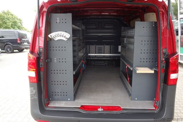Panelvan mercedes-benz Vito 110 CDI Kasten Kompakt WERKSTATT-REGALE/PDC
