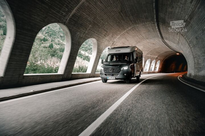 Halbintegral Hymer ML T 580 Xperience Mercedes