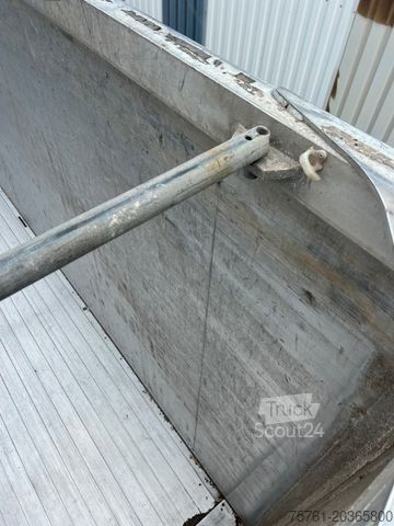 Semirremolque con piso móvil KRAKER CF 200 92 cbm Funkfernbed.